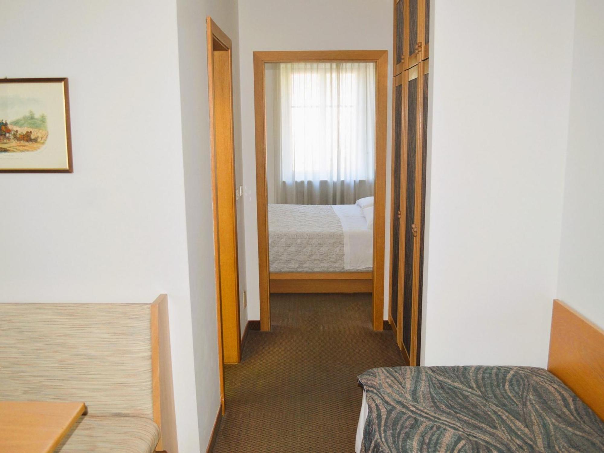 Hotel Villa Regina Levico Terme Luaran gambar